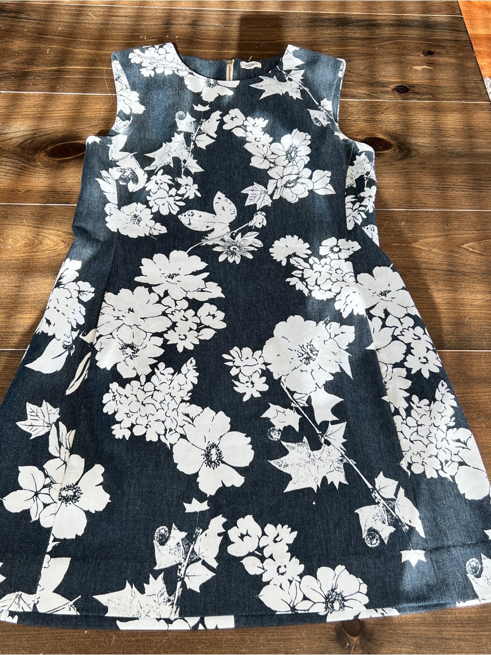 L'Agence Francoise Fitted Sleeveless Dress-size 8